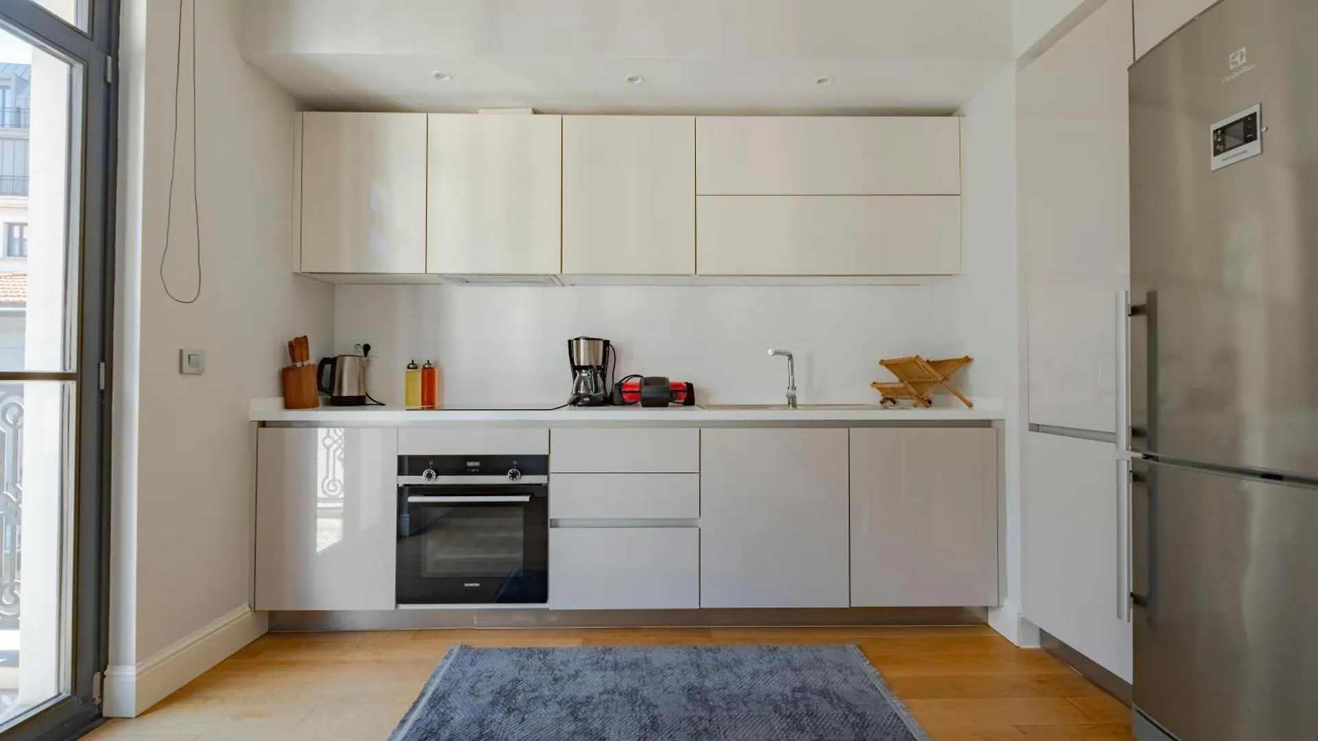 New Spacious Duplex - 3 Bedrooms And 2 Bathrooms - Elevator - New Building İstanbul Daire