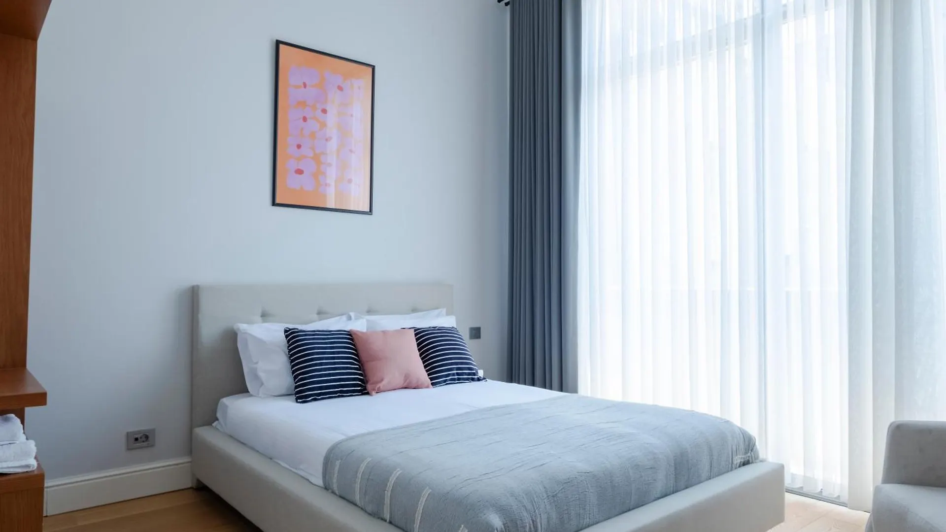New Spacious Duplex - 3 Bedrooms And 2 Bathrooms - Elevator - New Building Istanbul Lejlighed
