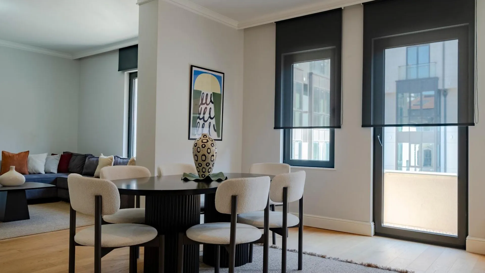Lejlighed New Spacious Duplex - 3 Bedrooms And 2 Bathrooms - Elevator - New Building Istanbul